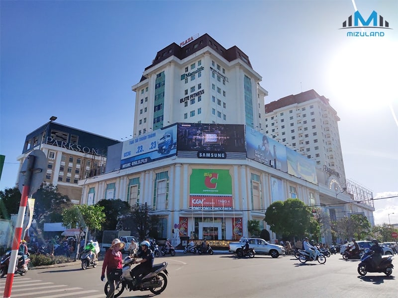 cho-thue-van-phong-toa-nha-vinh-trung-plaza